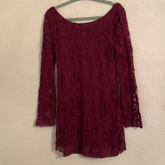 Fire Los Angeles Lace Mini Dress Size M - Picture 1 of 12